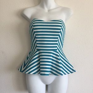 STRAPLESS PEPLUM TOP